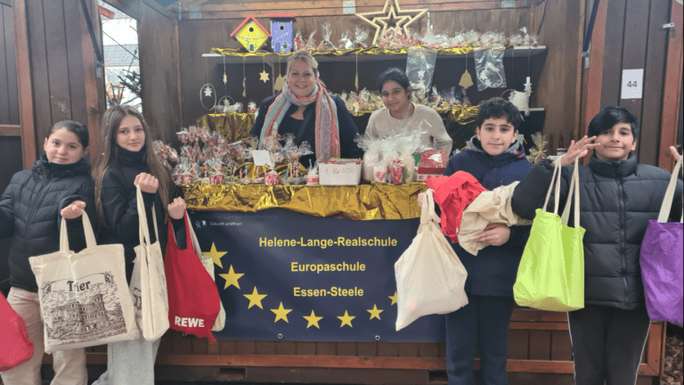 Stand der HLS auf dem Weihnachtsmarkt